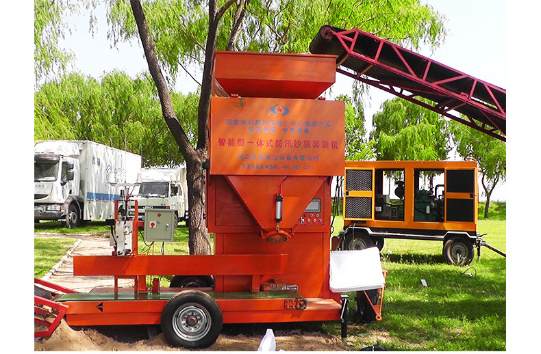 產(chǎn)品簡(jiǎn)介-模塊化車(chē)+沙袋裝袋機_09.jpg